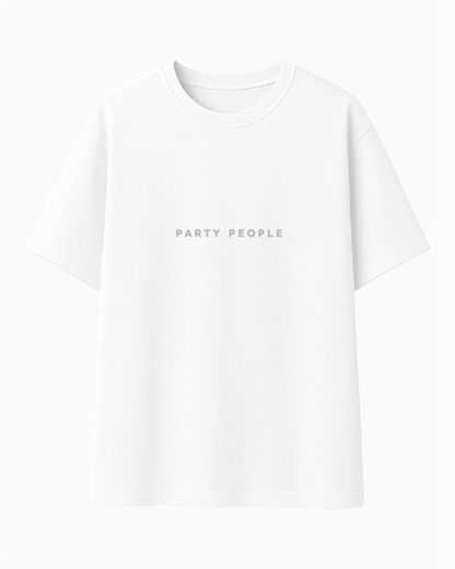 Camiseta Blanca Mucha Fiesta Poco Drama - Oversize Fit