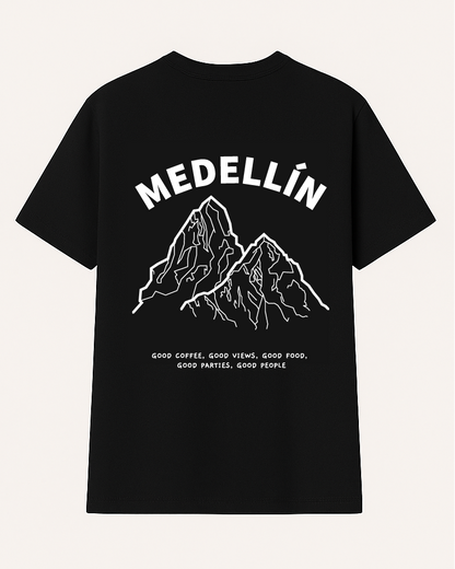 Camiseta Negra Medellín - Regular Fit